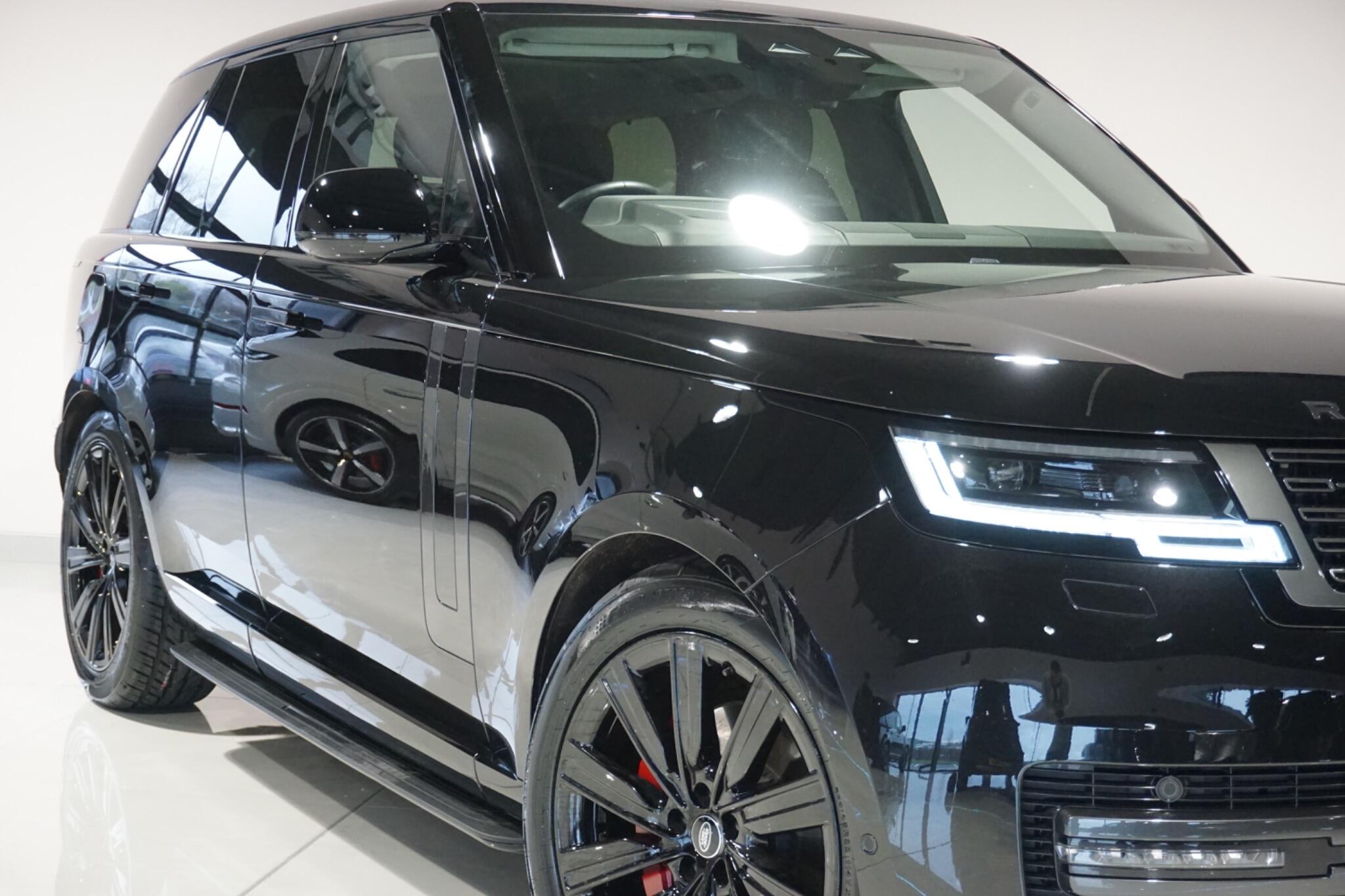 Land Rover Range Rover 3.0 P400 MHEV HSE SUV 5dr Petrol Auto 4WD Euro 6 (s/s) (400 ps)